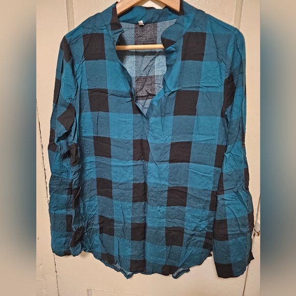 Maeve Tops - 106 Two shirt bundle sz L/12